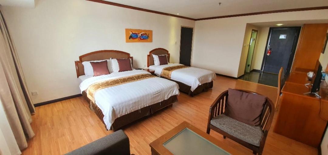 Kemena Plaza Hotel Bintulu Exteriör bild