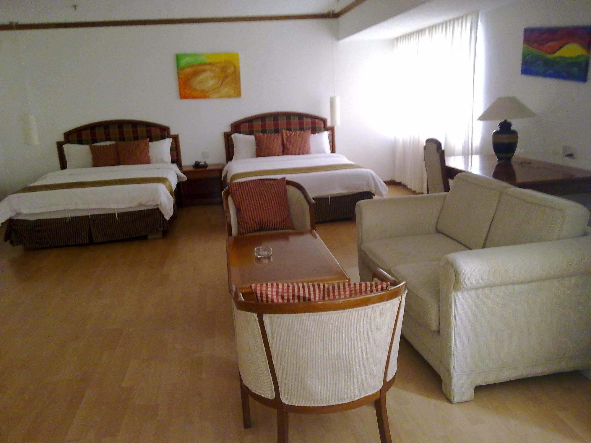 Kemena Plaza Hotel Bintulu Exteriör bild